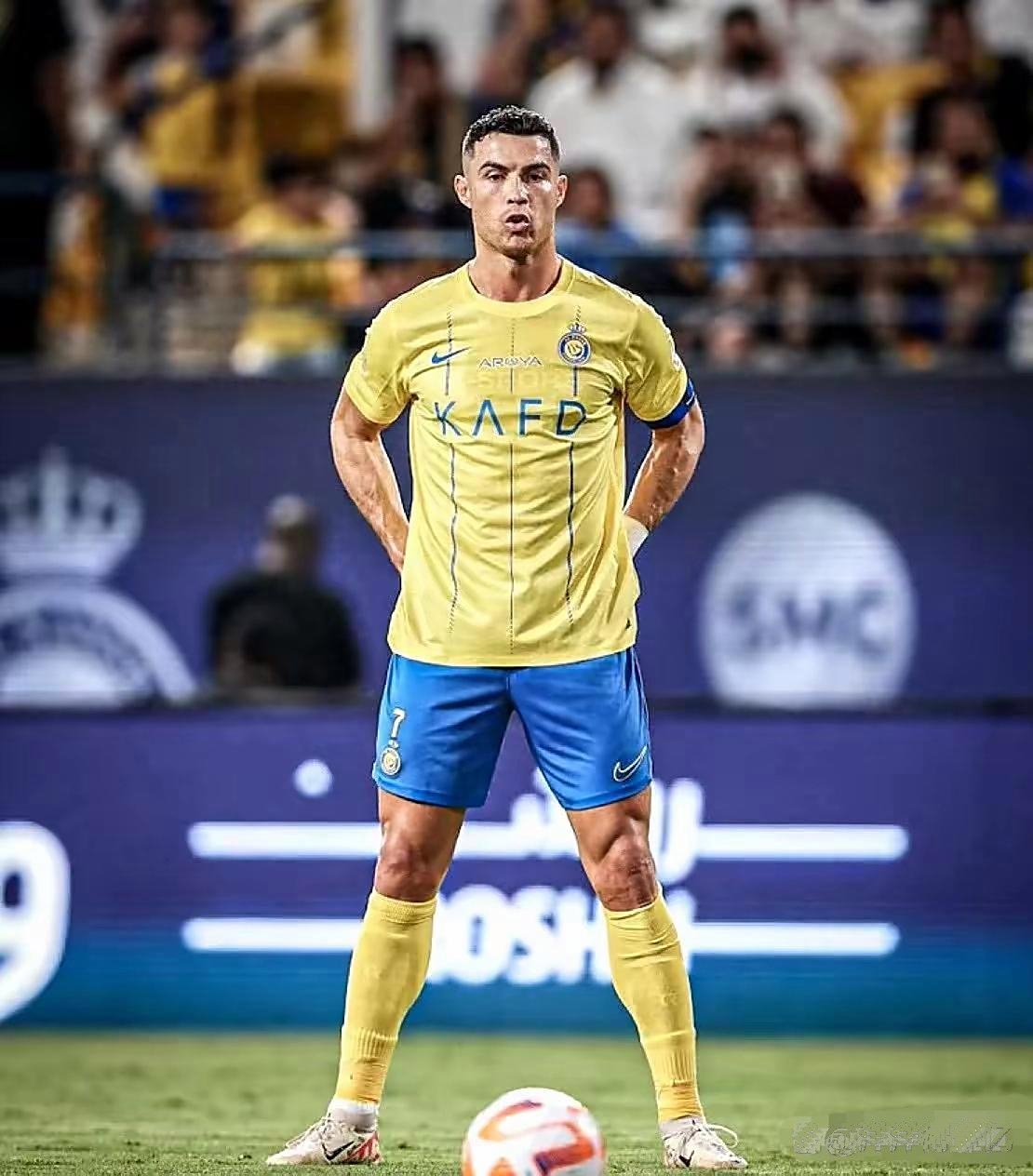 亚博官网-C罗连续十五场比赛得分超过回归赛场穆古鲁扎在TES比赛中突破纪录，今晨洛杉矶快船强势反弹瞬间刷屏的简单介绍-亚博官网